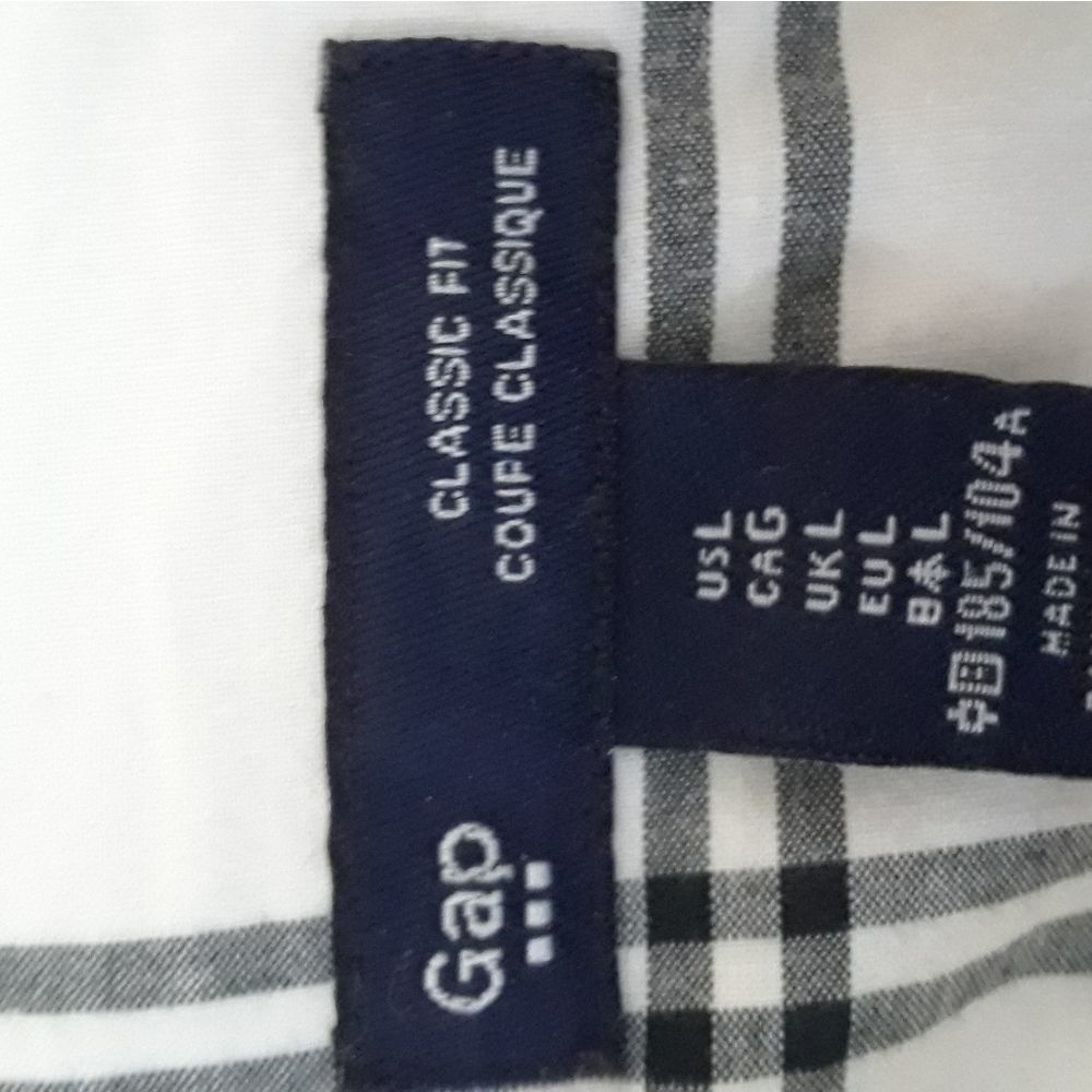 Gap Shirt, white with black checkers - Picture 4 of 4